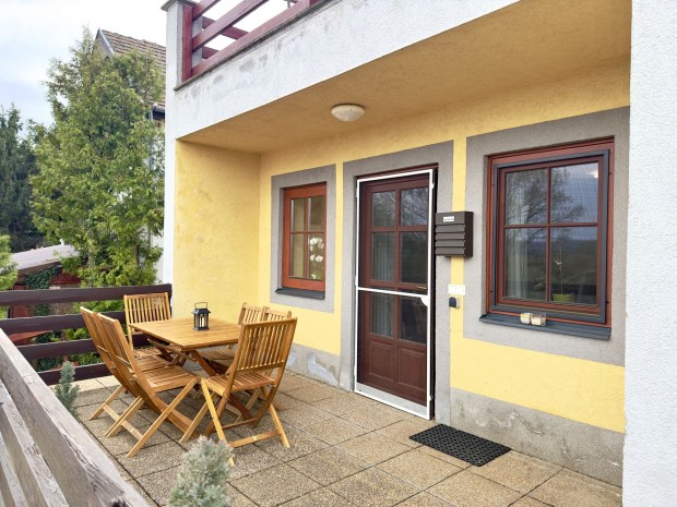 63 nm-es �jszer� lak�s Kehidakust�nyban teljes berendez�ssel