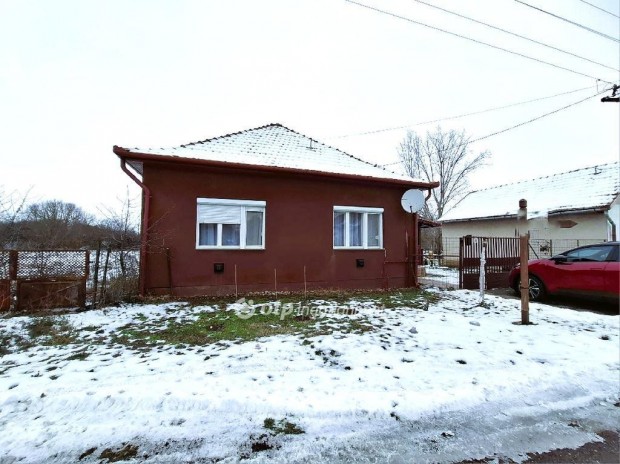 64 nm-es h�z elad� K�r�snagyhars�ny