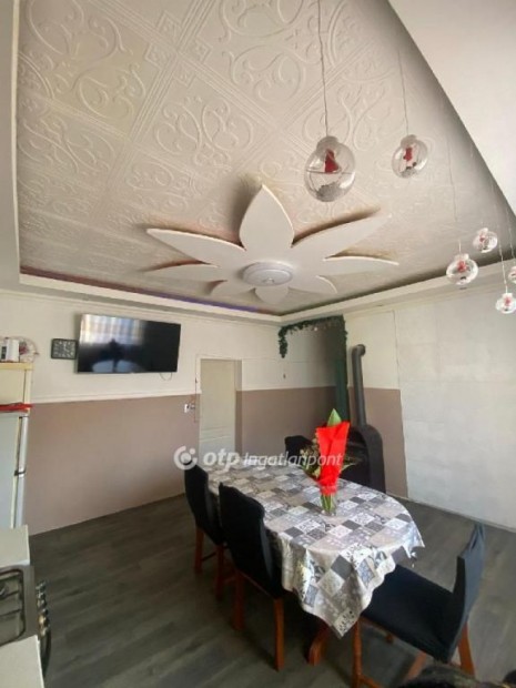 65 nm-es h�z elad� Ny�radony