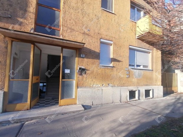 65 nm-es lak�s elad� Gy�r