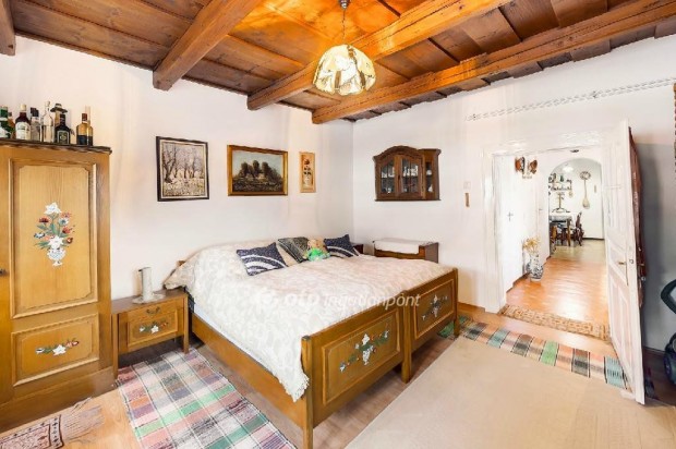 66 nm-es h�z elad� Recsk