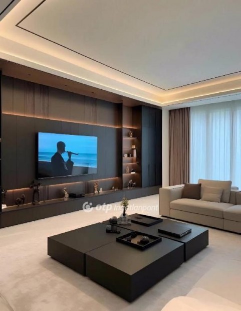 66 nm-es lak�s elad� Sikl�s