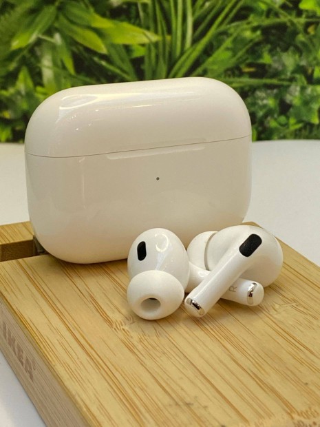 6788321 Apple Airpods Pro 2nd gen., bluetooth!