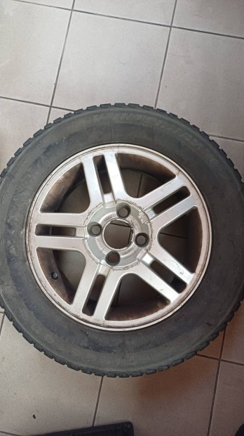 6Jx15H2 ET52,5 4 db  hasznlt Ford felni tli gumikkal egyben elad