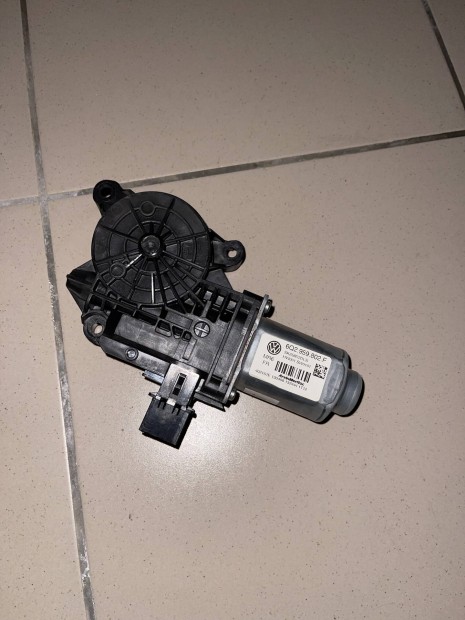 6Q2959802F Skoda Fabia Roomster ablakemelő motor