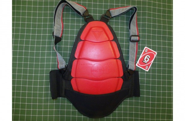 6. sz�m Dainese Kid Air.5 gyerek M m�ret� gerincv�d� gerincprotektor