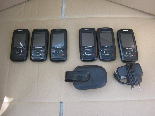 6 db Samsung mobiltelefon + 1 db tlt + 1 db tok