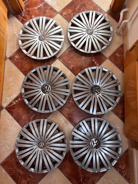 6 db Volkswagen Polo V dísztárcsa 15" (3 gyári)