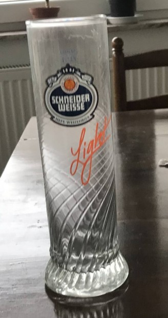 6 db fel literes sörös poharak