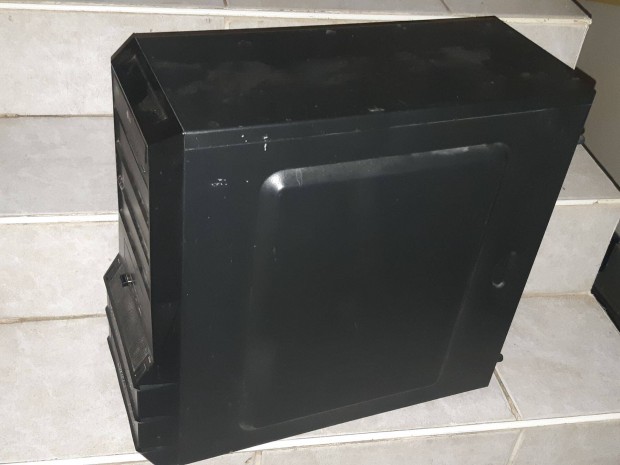 6 magos fekete számítógép merevlemez nélkül működő