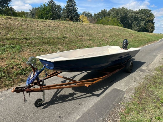 6m horgszcsnak 20 le 4t Suzukival, slyakocsival elad ! alkukpes !