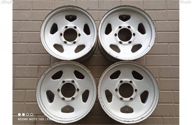 6x139.7 15" Mitsubishi L300 4x4 hasznlt lemezfelni garnitra