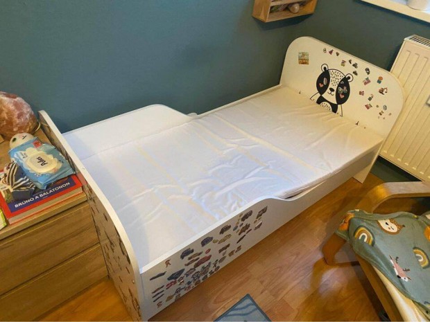 70x140 gyerekágy ágyneműtartóval ajándék matraccal