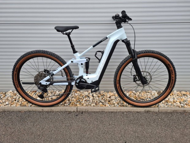 714km carbon fully Cube ebike legersebb bosch 85Nm 750Wh