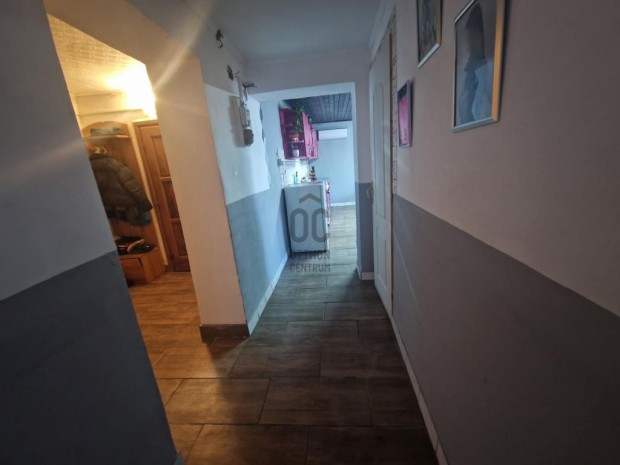 72 nm-es h�z elad� Csurg�