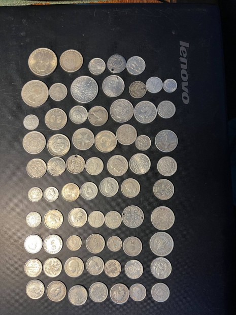 73 darab ezust penz