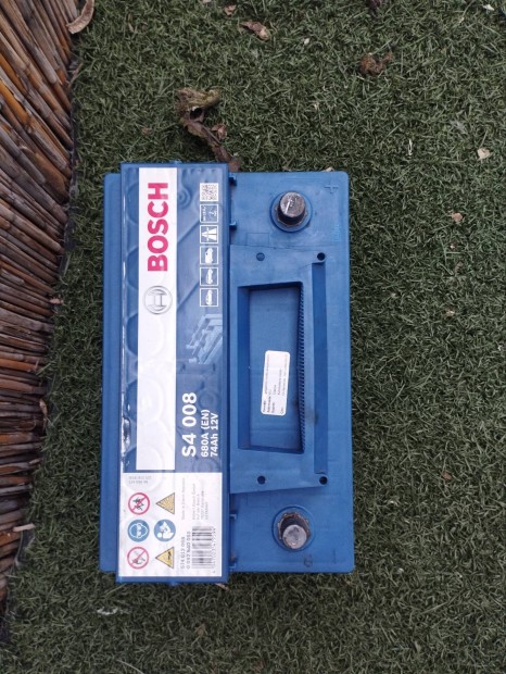 74ah Bosch akkumultor elad!