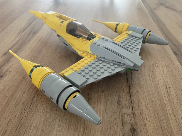 75092 LEGO Star Warsnaboo Starfighter