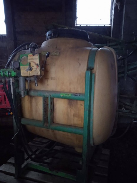 750 literes permetez� elad�