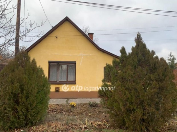 75 nm-es h�z elad� Cegl�d