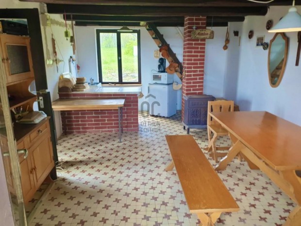 75 nm-es h�z elad� Nagykapornak