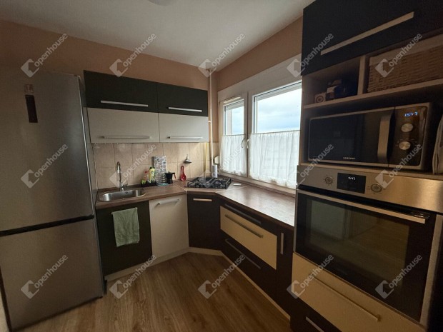 75 nm-es lak�s elad� Zalaegerszeg