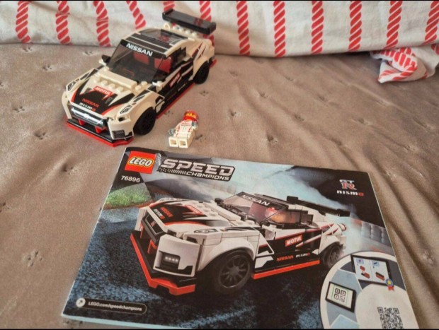 76896 LEGO Speed Champions - Nissan Skyline GTR