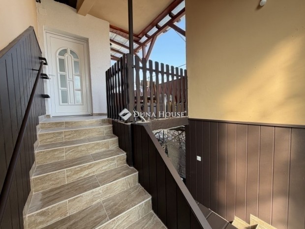 76 nm-es lak�s elad� Vecs�s