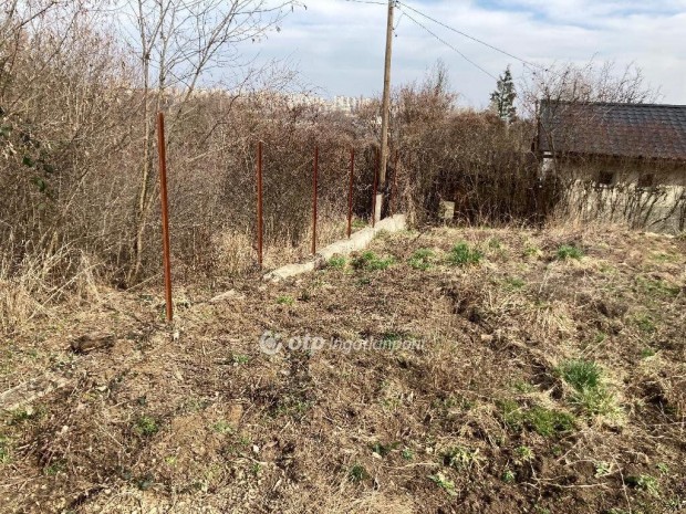 770 nm-es telek elad� Miskolc