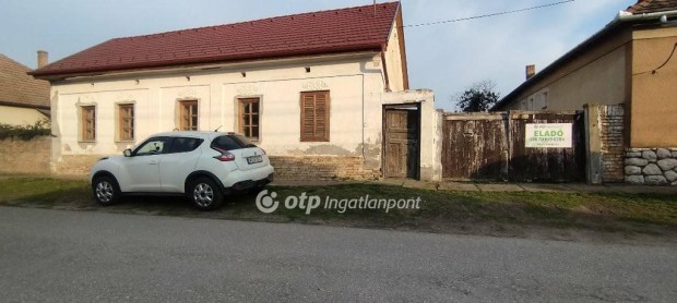 77 nm-es h�z elad� �cs�ny