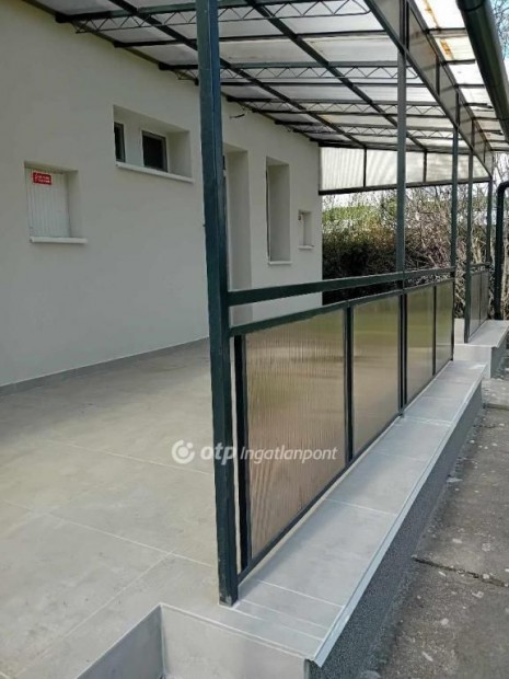 78 nm-es lak�s elad� Hajd�szoboszl�