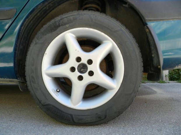 7Jx15 ET36 5x100 57mm alufelni garnitúra, 4 évszakos gumival