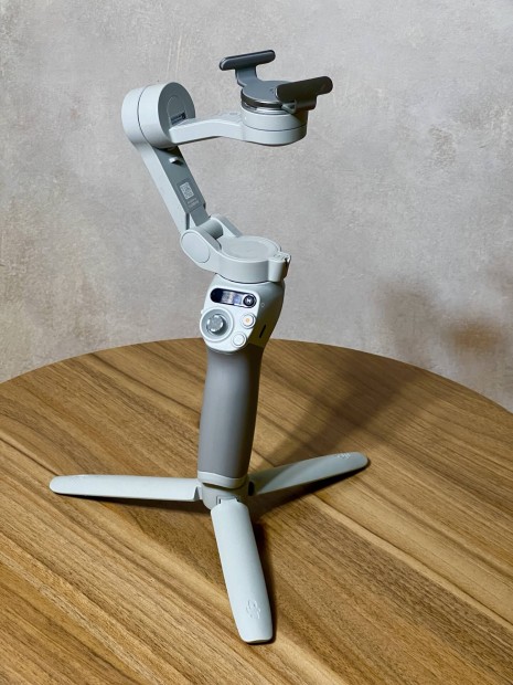 7 hónap garanciával DJI Osmo Mobile Se