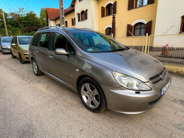 7 szemlyes Peugeot 307 Kombi 2000