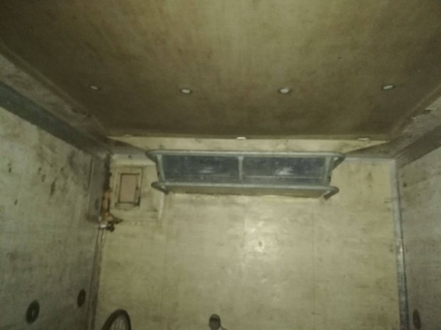 7m x 2,5m-es hűtős felépítmény