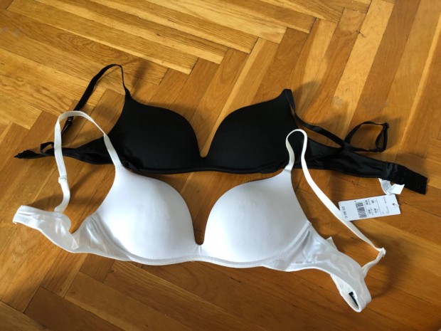 80B Intimissimi, Tezenis melltartk, a fekete j, cmks 2600.-/2db