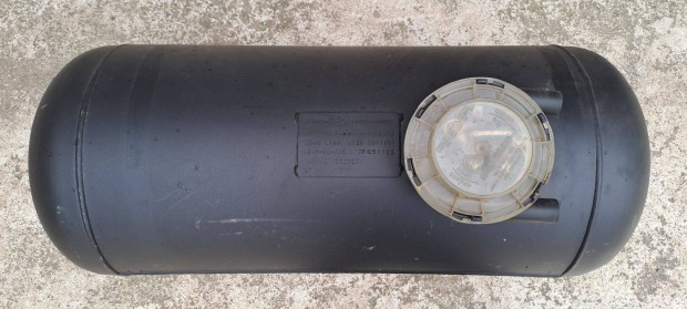 80L LPG autógáz tartály multi szeleppel eladó