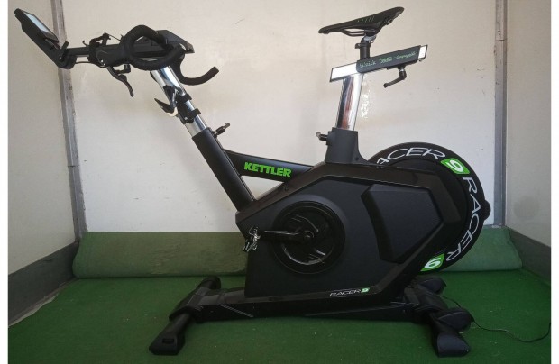 80 km-t futott, Kettler Racer 9 Spinning Szobakerékpár Szobabicikli