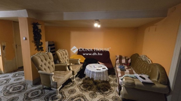 80 nm-es h�z elad� B�csalm�s