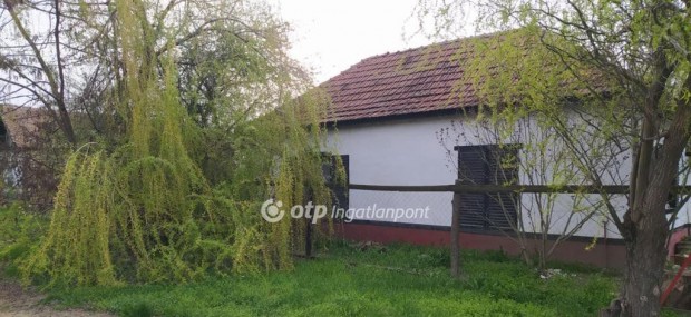 80 nm-es h�z elad� Tiszap�sp�ki