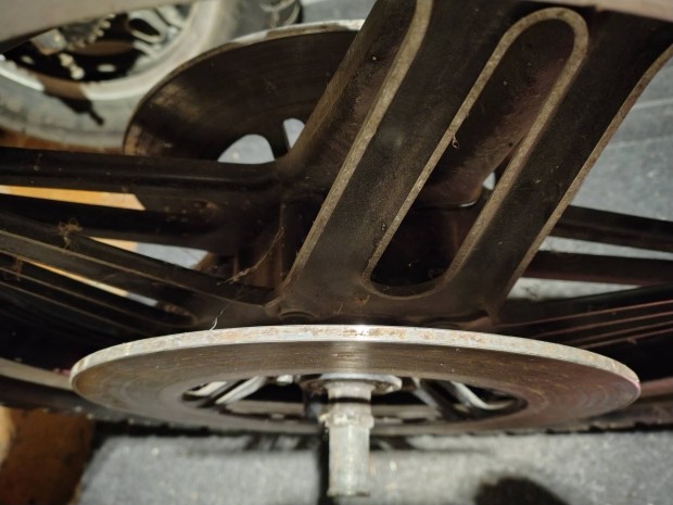 81' Honda CB650 alkatrszek 