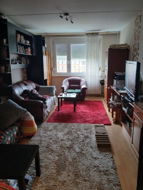 8200 Veszpr�m, Halle u. 5/a 3.em.9