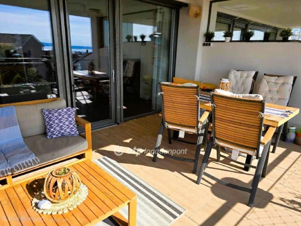 83 nm-es lak�s elad� Balatonf�red