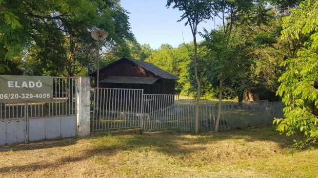 8500 m2 belterületi telek/üdülő/ingatlan