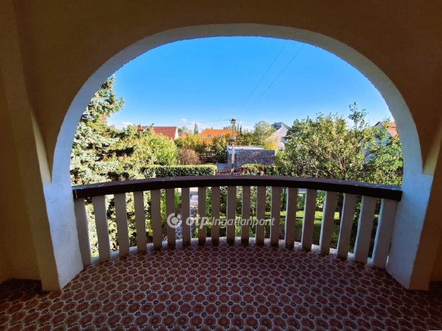 86 nm-es h�z elad� Als��rs