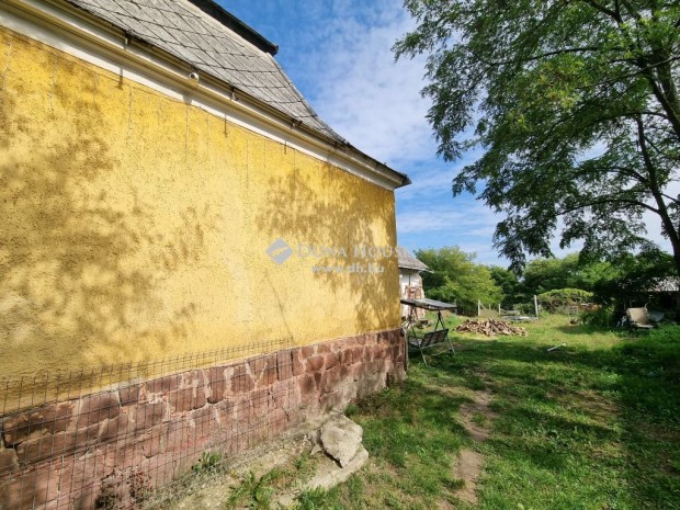 86 nm-es h�z elad� �sz�r