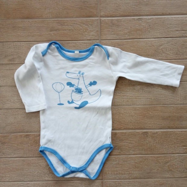 86-os hosszú ujjú body