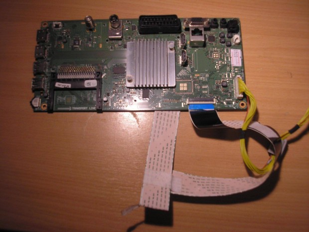 8740 Grundig mainboard VKT190R-6 HI79ZZ K9Xazz