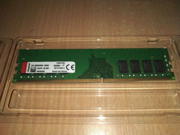 8GB Memria (RAM) DDR4-es foglalattal egy Asztali-PC-be