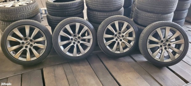 8J x 18 gy�ri Hyundai felni elad�